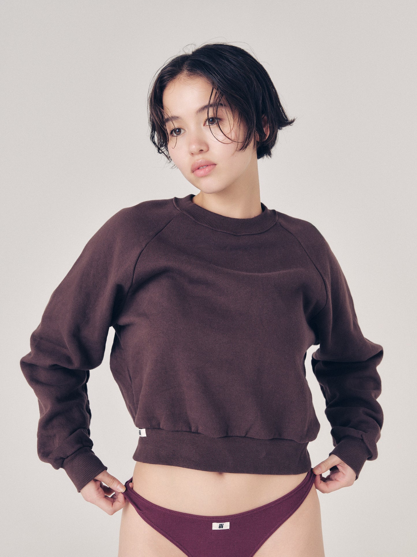 Brown Raglan sweat